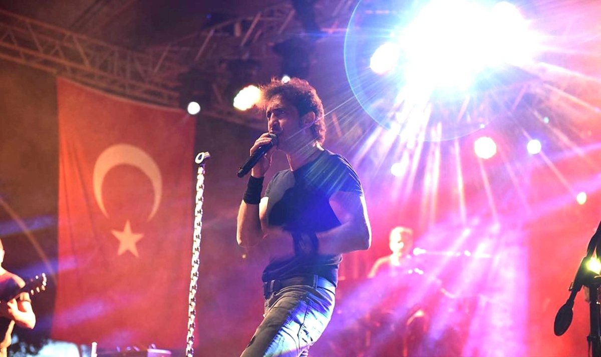 Kıraç\'lı Gençlik Ve Spor Bayramı Konseri