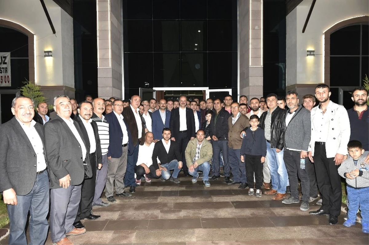 Mamak Belediye Başkanı Akgül Vatandaşlarla Sahur Yaptı