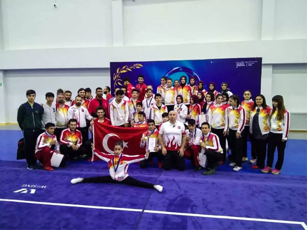 Meramlı Wushuculardan Avrupa Derecesi Wushu\'da Meram Farkı