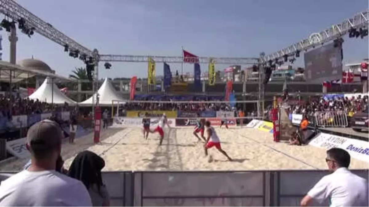 Plaj Voleybolu Dünya Turu