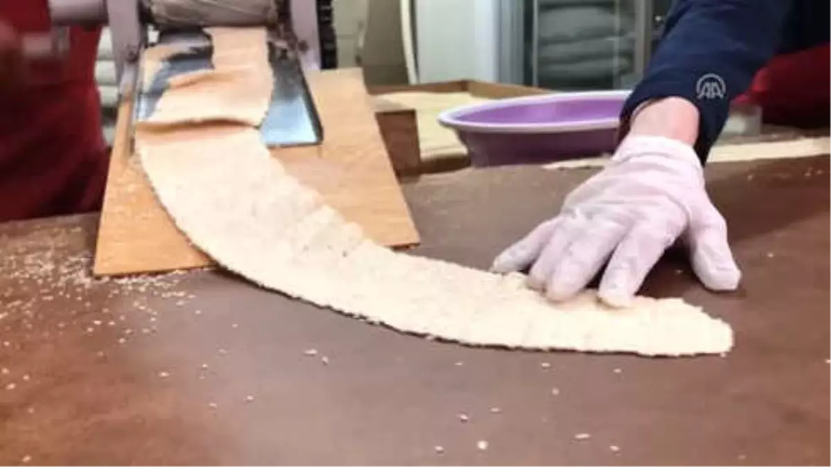 Ramazanın Özel Lezzeti Küncülü Helvaya Yoğun Talep