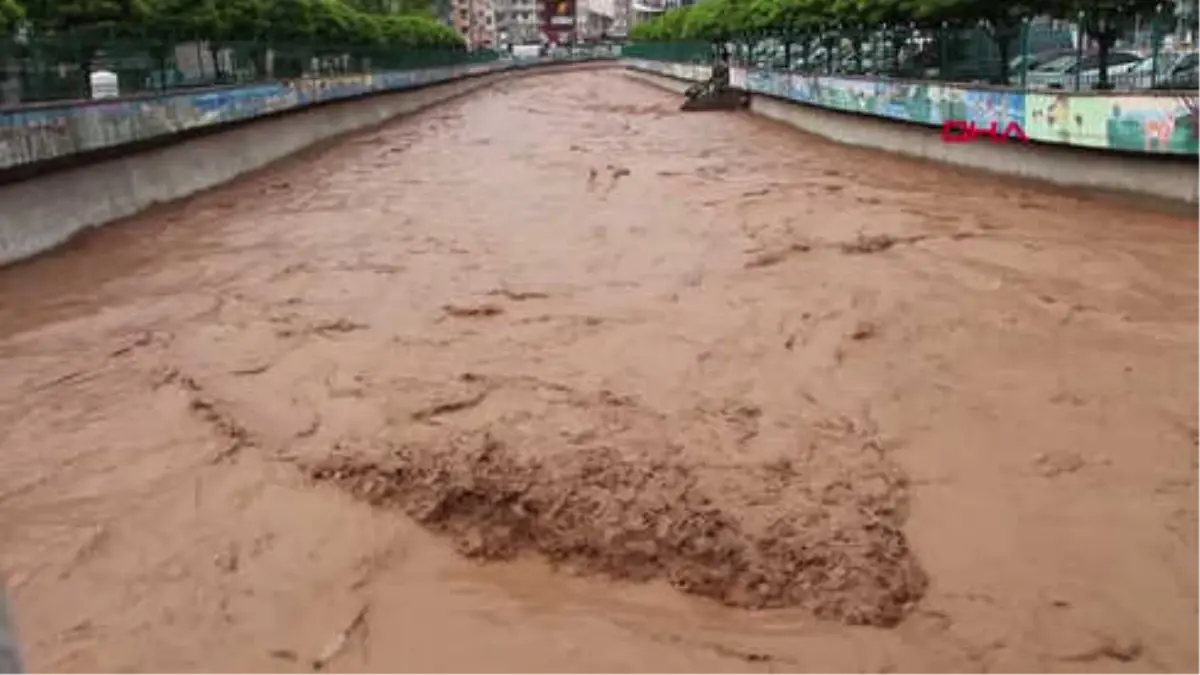 Erzurum Oltu Çayı Taştı, Ekili Alanlar Zarar Gördü Hd