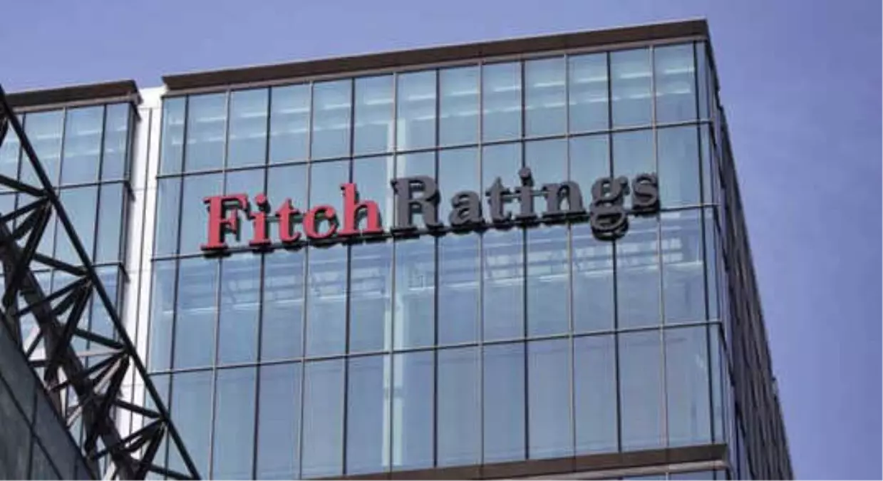 Fitch\'ten Türkiye\'ye Uyarı: Para Politikasında Aşınma Baskı Yaratır