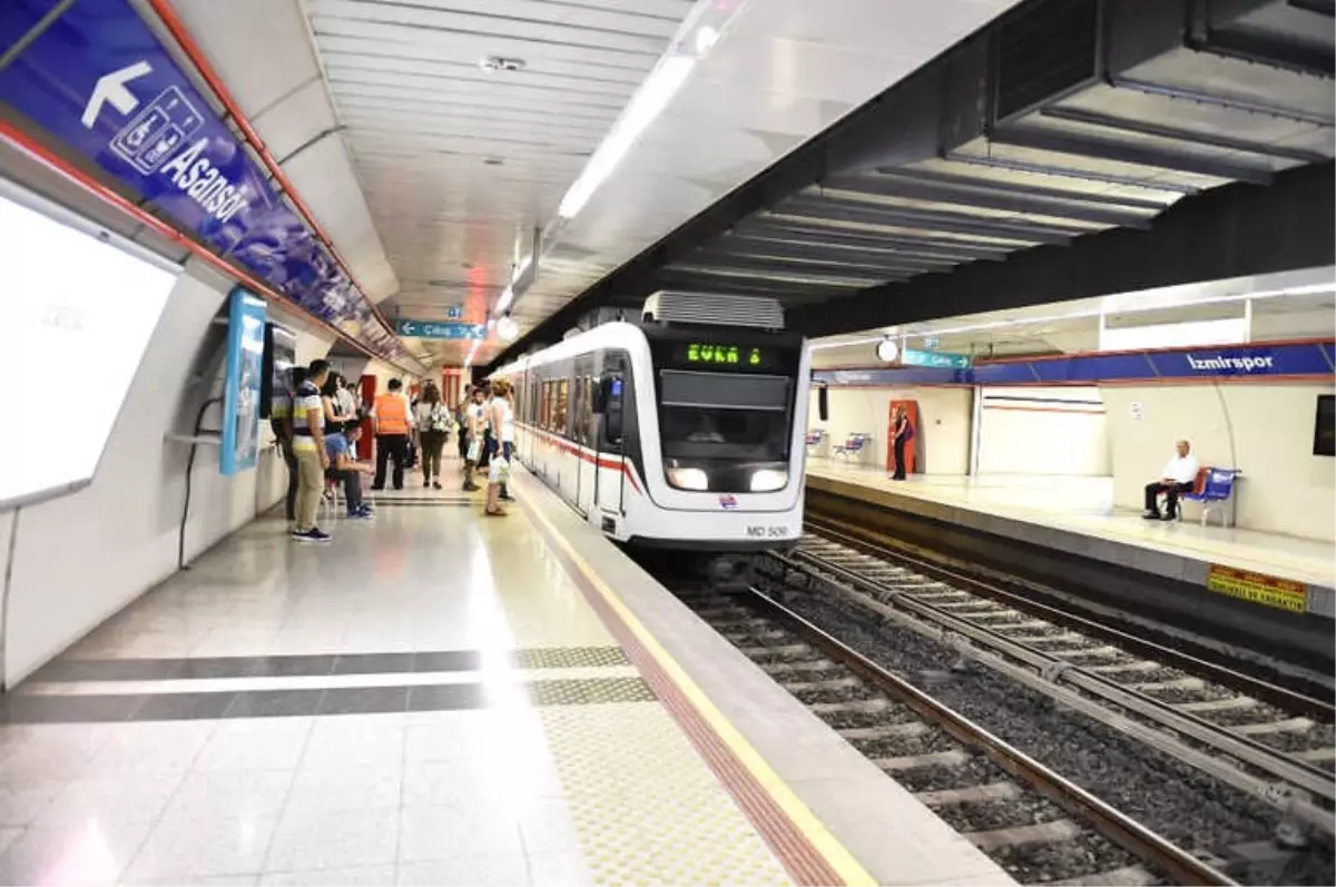 İzmir Metrosu 18 Yaşında