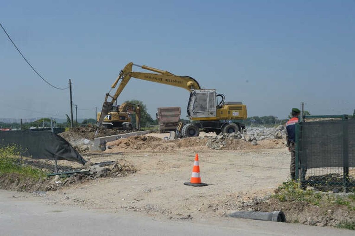 Kaçaktan Temizlenen Arazi Tarıma Açıldı