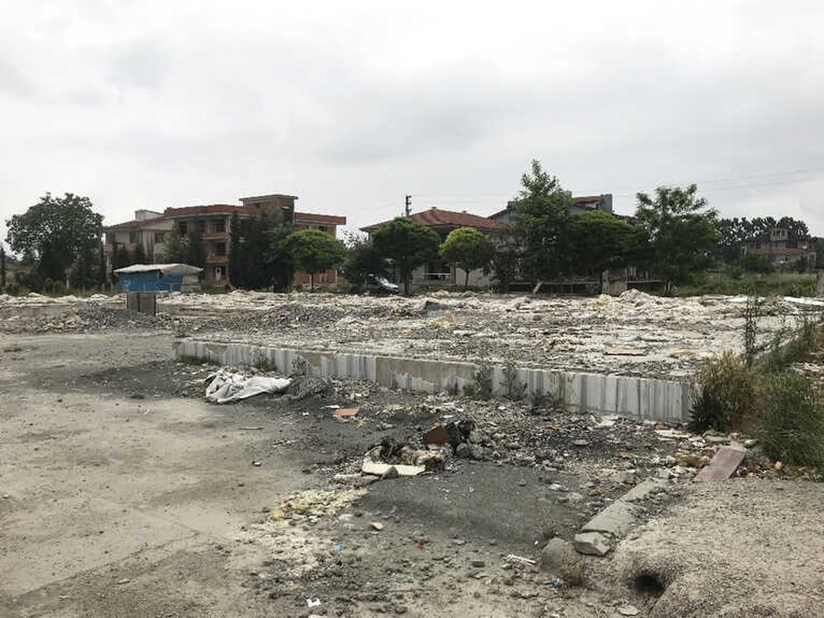 Öğrenci Velileri Yıkılan Okullarını Geri İstiyor