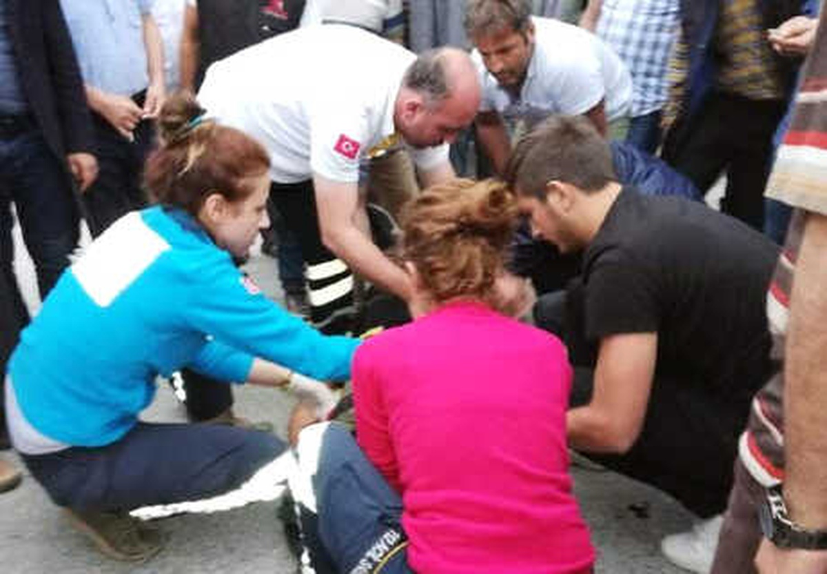 Otomobilin Çarptığı Suriyeli Genç Öldü