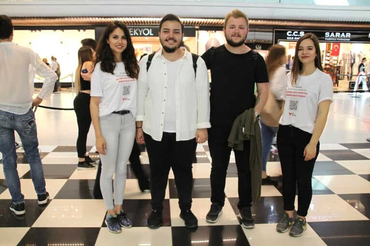 Qr Kodu Okutanlar Sinema Bileti Kazandılar