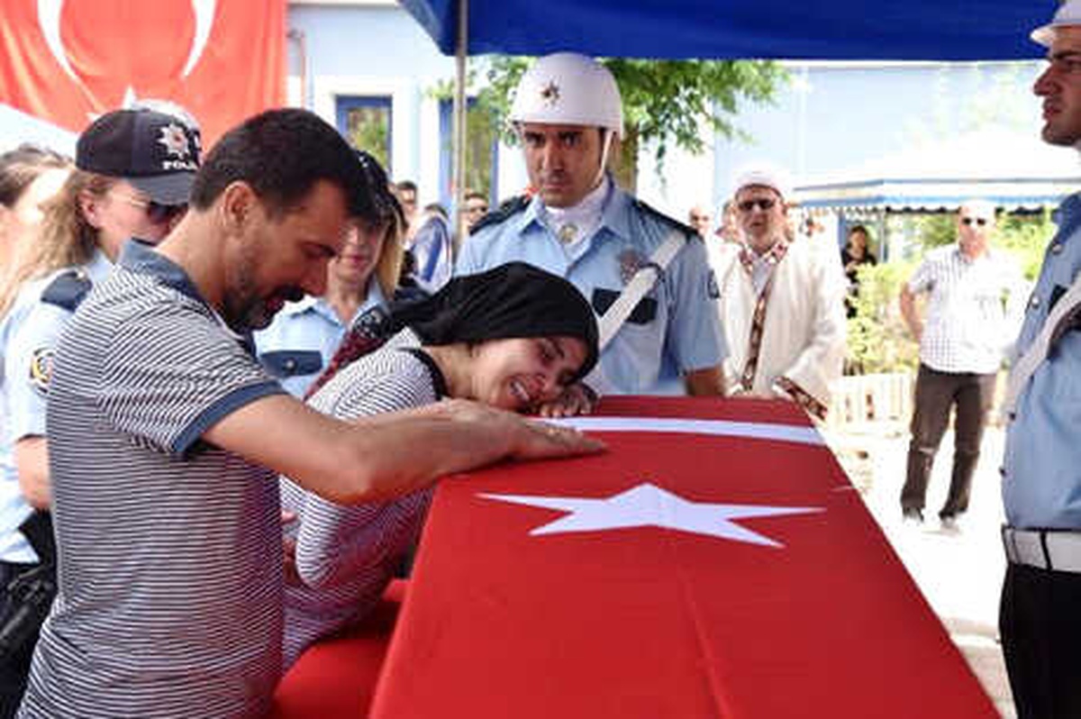 Silahla Yaralama İhbarına Giden Polis Şehit Oldu (3)