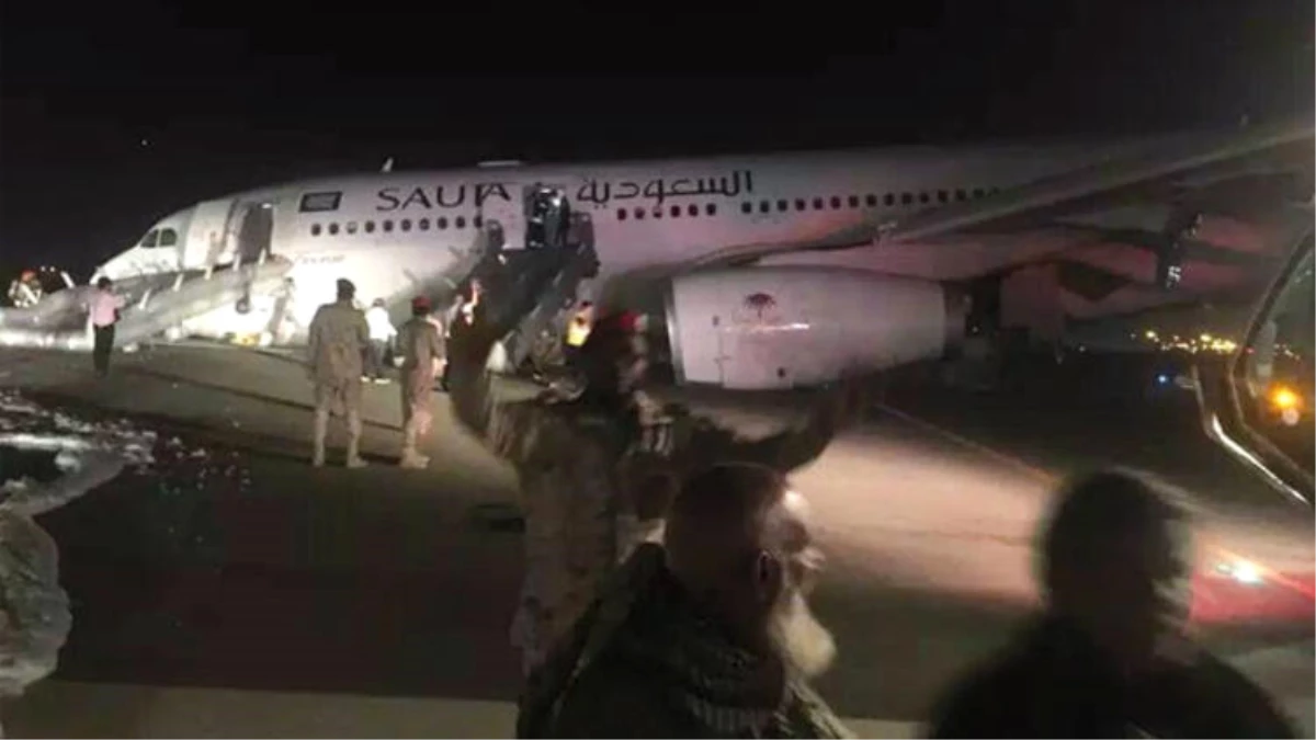 Suudi Arabistan\'da Yolcu Uçağı Burun Üzeri İniş Yaptı