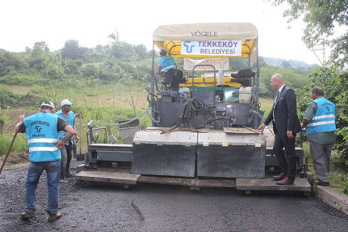 Tekkeköy\'de Asfalt Yol Atağı