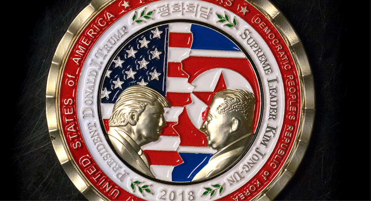 Trump\'ın, Kuzey Kore Lideri ile Yapacağı Zirve İçin Çıkardığı Hatıra Parası Alay Konusu Oldu