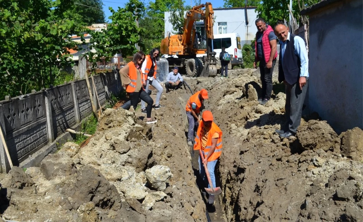 3 Kırsal Mahallenin İçme Suyu Hasreti Sona Eriyor