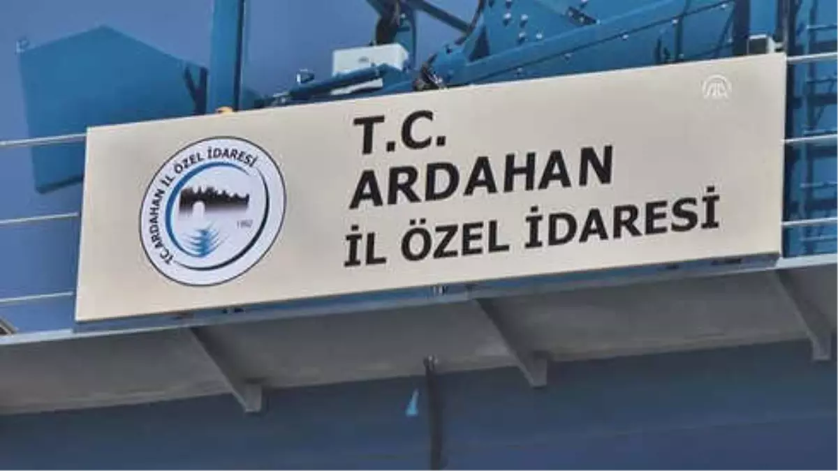 Ardahan\'ın Yolları Son Teknoloji ile Asfaltlanacak