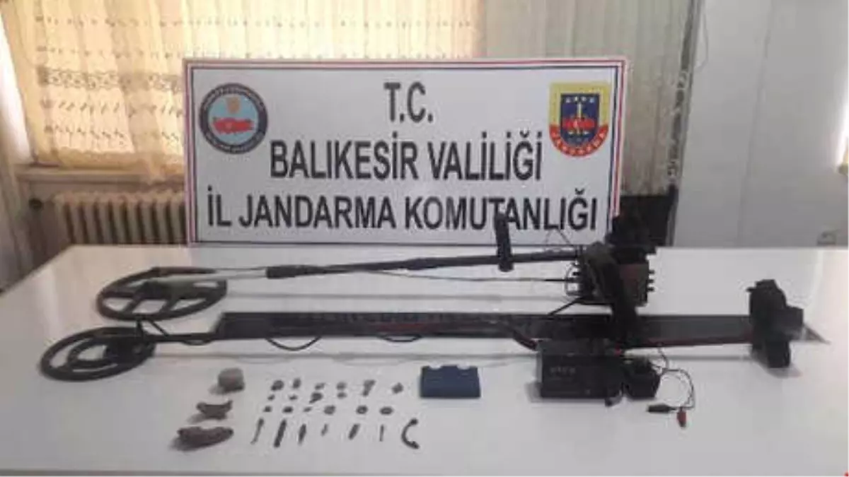 Balıkesir\'de Tarihi Eser Operasyonu: 3 Gözaltı