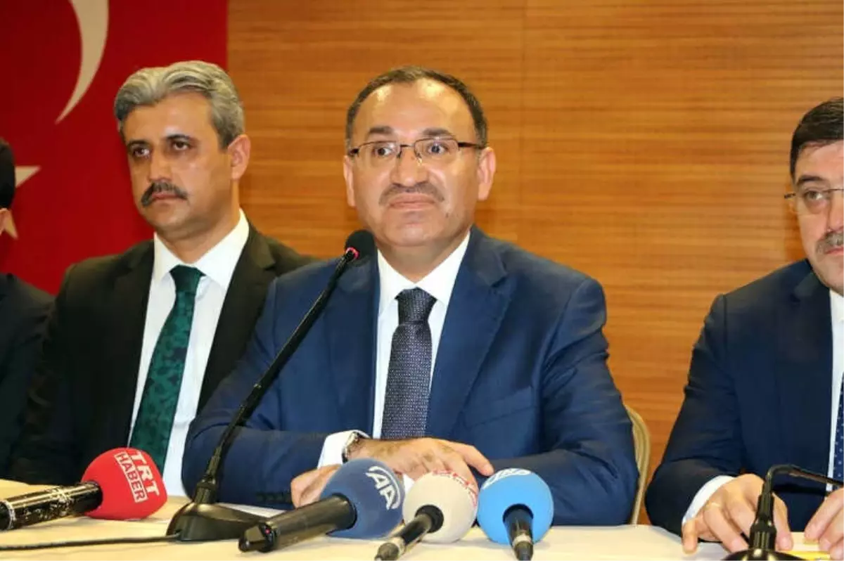 Başbakan Yardımcısı Bozdağ: "Chp Türkiye\'de Sistem Değişmemiş Gibi Seçim Hazırlığı Yapıyor"