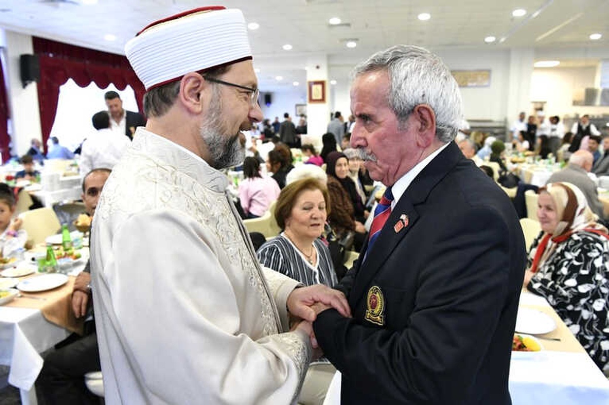 Diyanet Şehit Yakınları ve Gazileri İftar Sofrasında Buluşturdu