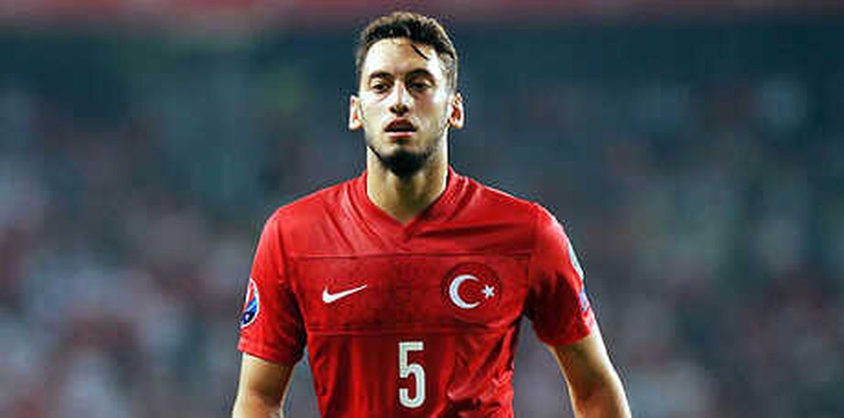 Hakan Çalhanoğlu Şoku!