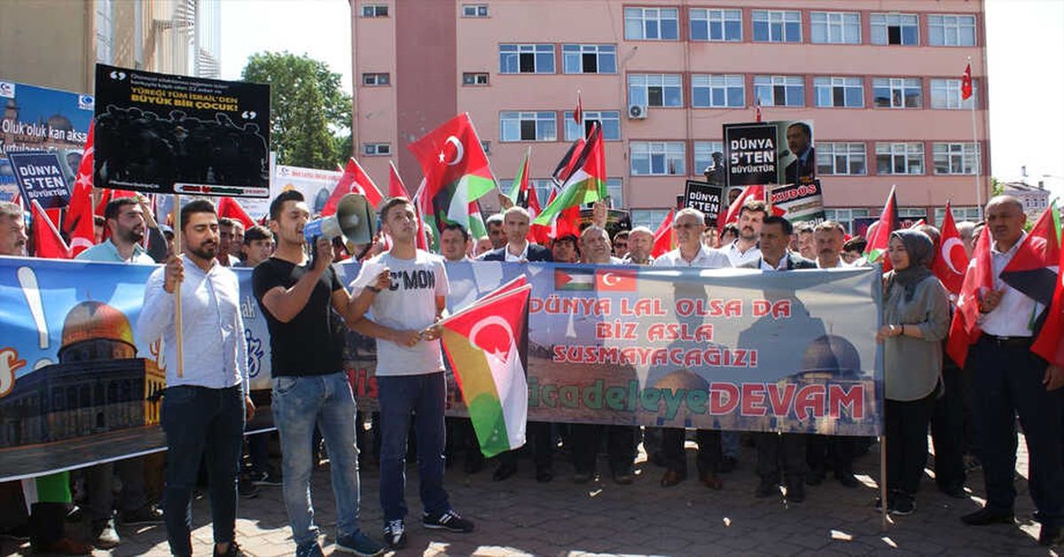 İsrail\'in Gazze\'deki Katliamına Tepkiler