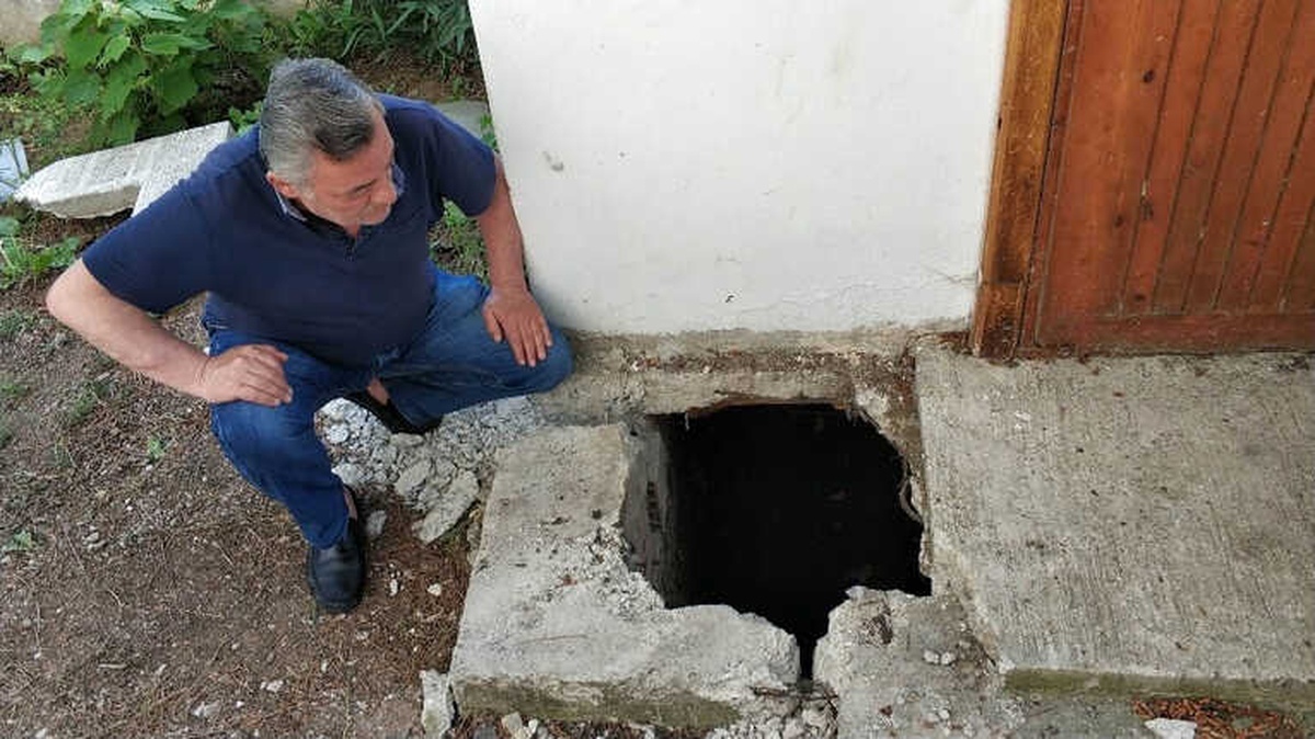 Kayıp Şahıs Yazlık Evinin Bahçesindeki Fosseptik Çukurunda Ölü Bulundu