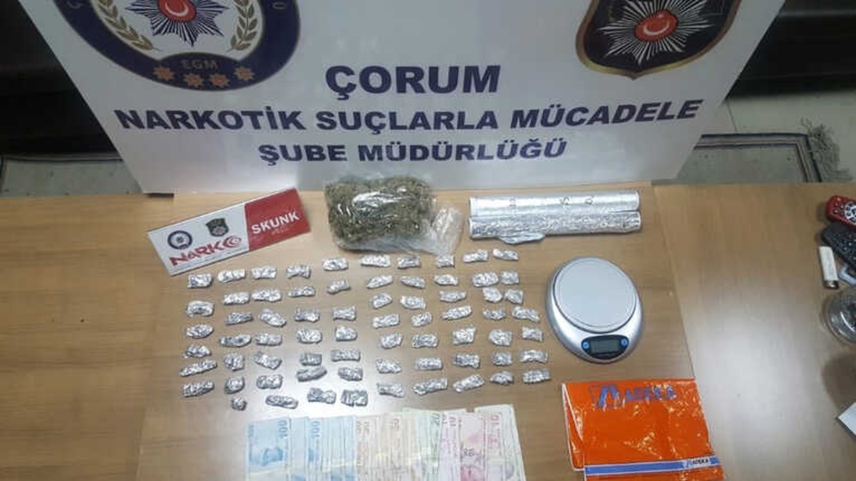 Narkotimler Uyuşturucu Tacirlerine Göz Açtırmıyor: 9 Gözaltı