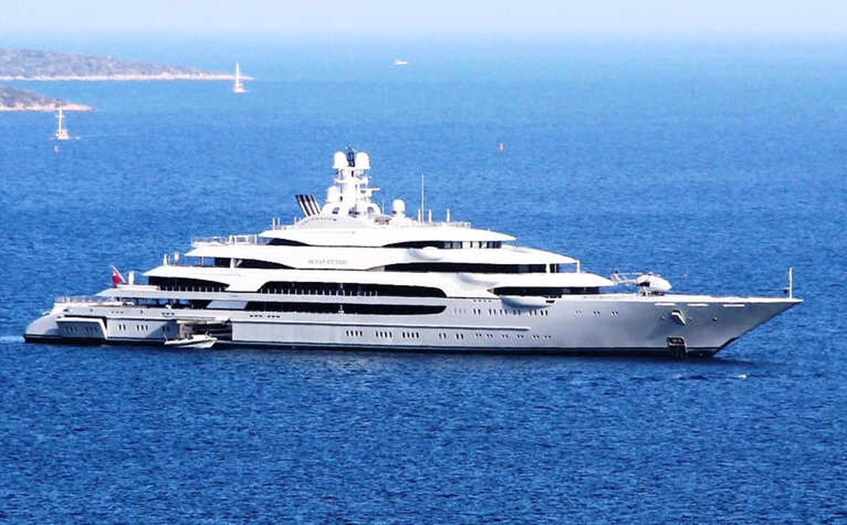 Rus Çelik Kralının Yüzen Sarayı Bodrum\'da