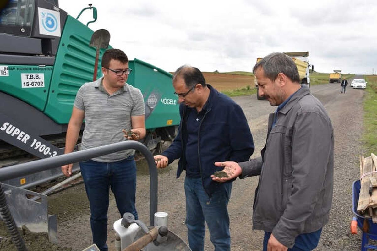 Tekirdağ Büyükşehir Belediyesinin Silindirle Sıkıştırılan Beton Yol Çalışmaları Tanıtıldı