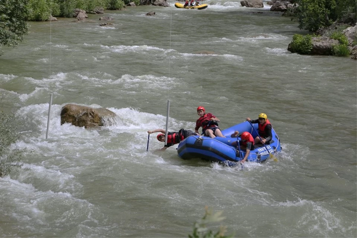 Türkiye Rafting Şampiyonası Tunceli\'de Başlıyor