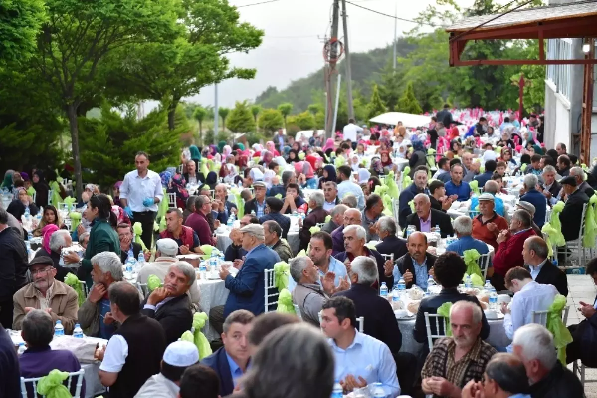 Ünye Belediyesinden Mahalle İftarları