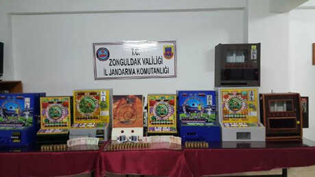 Zonguldak\'ta Kumar Oynanan Kahvelere Baskın