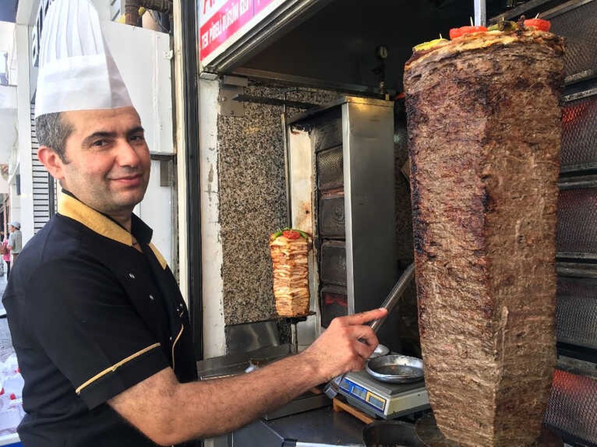2 Bin Derecelik Sıcağa Aldırmadan Oruçlarını Tutuyorlar