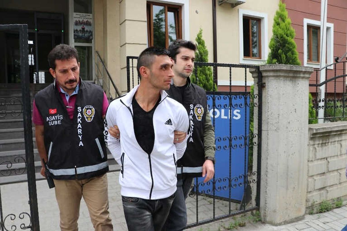 Çaldığı Televizyonla Kaçarken Yakalandı