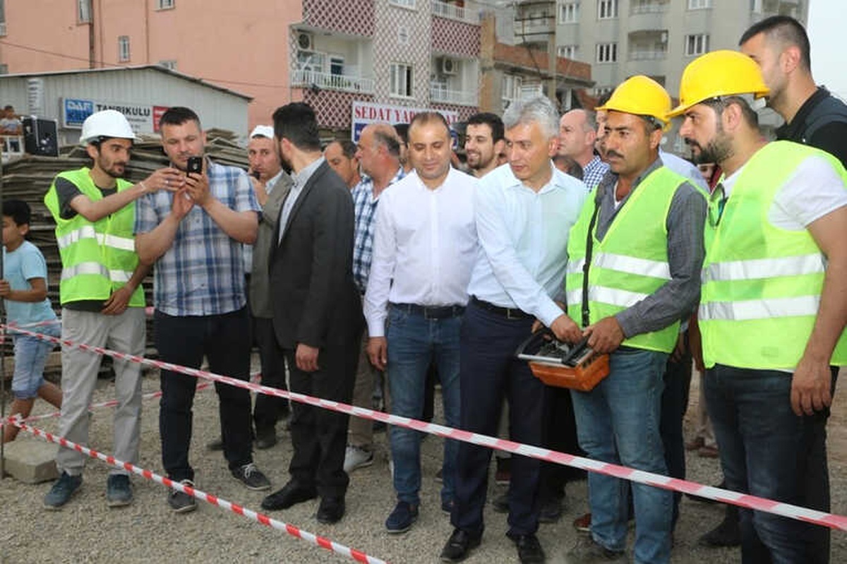 Cizre\'de Kuran Kursu ve El Sanatları Merkezinin Temeli Törenle Atıldı