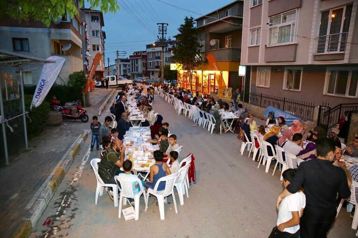 Darıcalılar Mahalle İftarlarında Buluşuyor