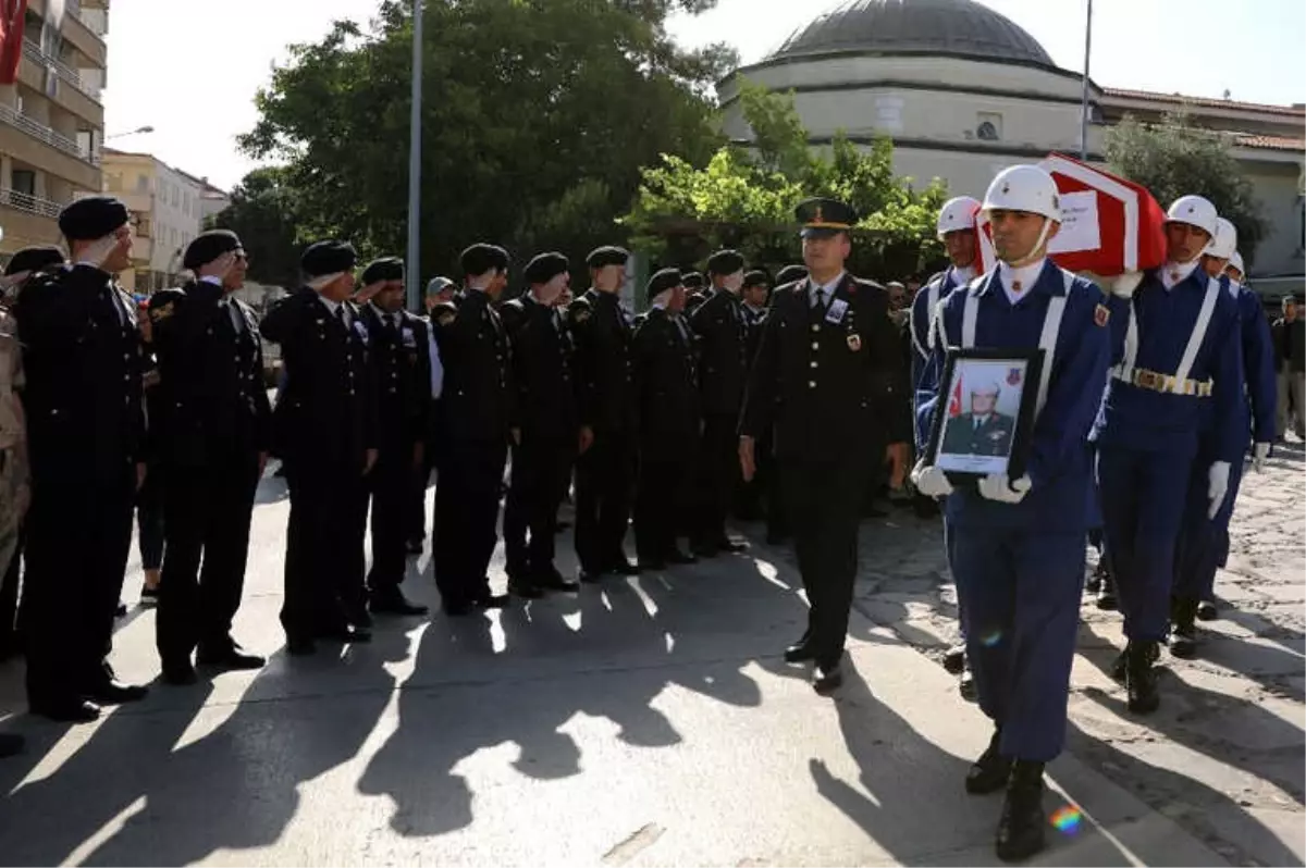 Emekli Tuğgeneral Son Yolculuğa Uğurlandı