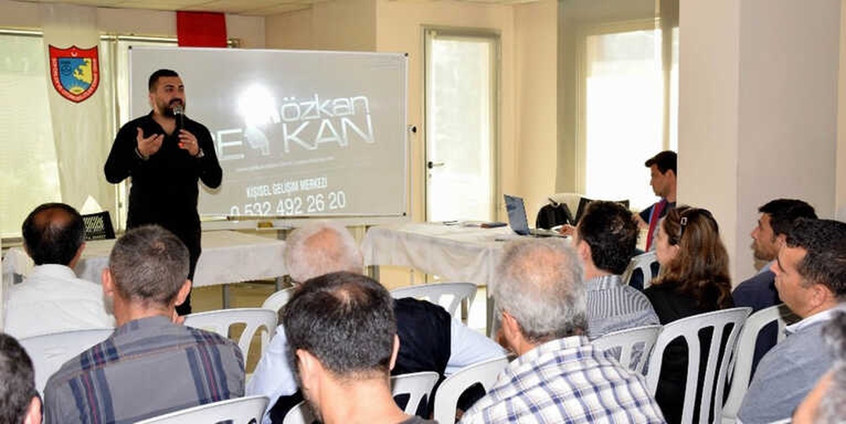 İzmir\'de Taksici Şikayetleri Azaldı