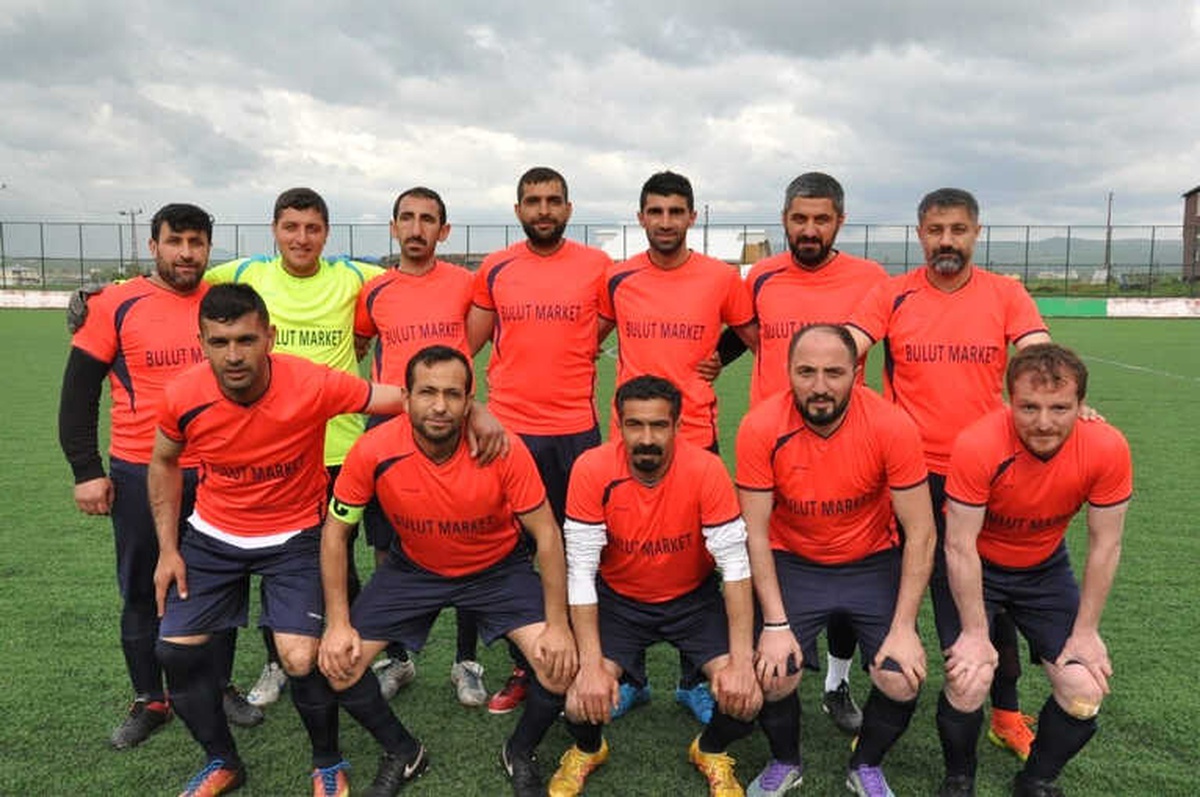 Kars\'ta, "Kurumlar Arası Futbol Turnuvası" Sona Erdi