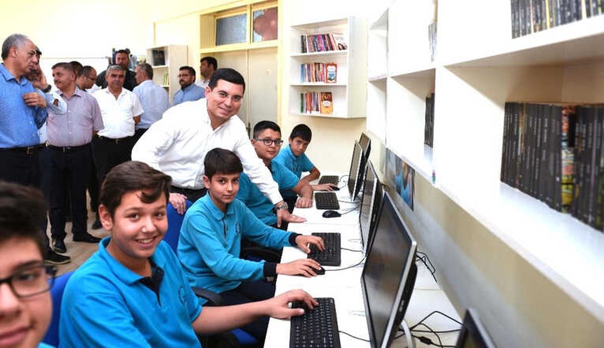 Kepez\'de 50 Okula Bilişim Sınıfı