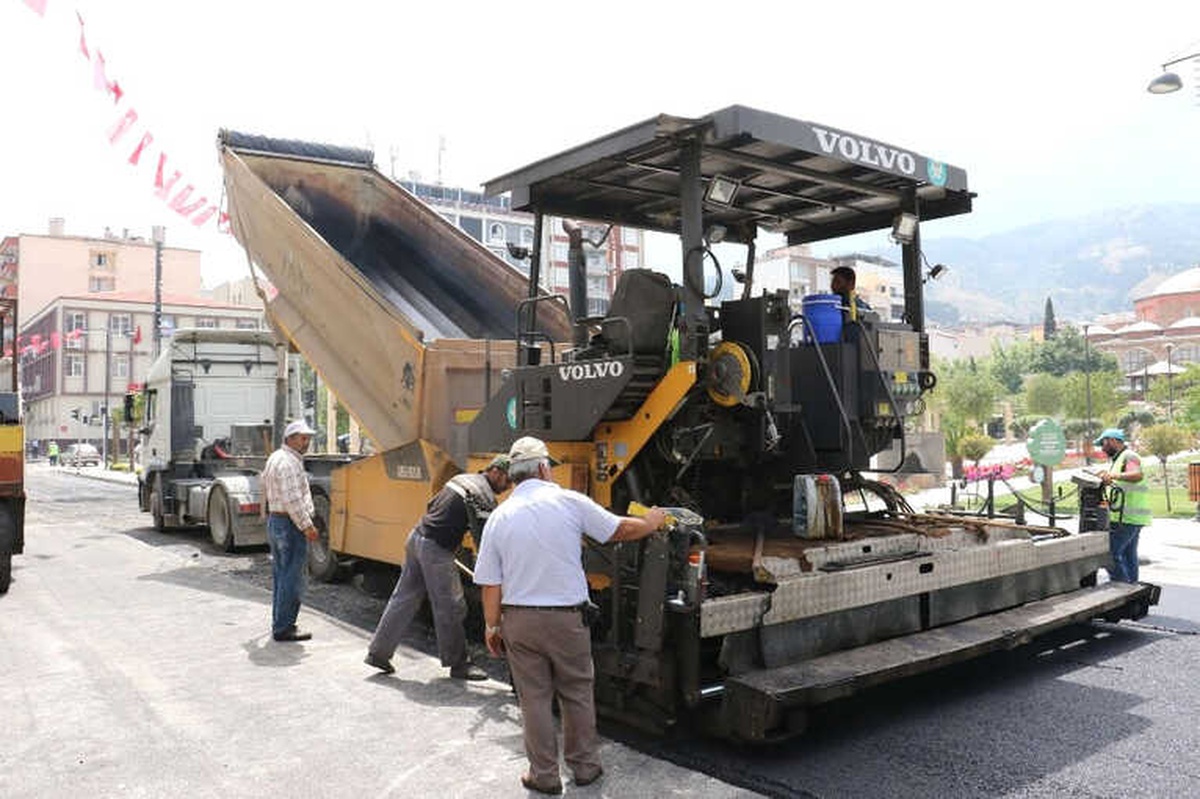 Manisa\'da 55 Bin Metre Kare Asfalt Yenilendi