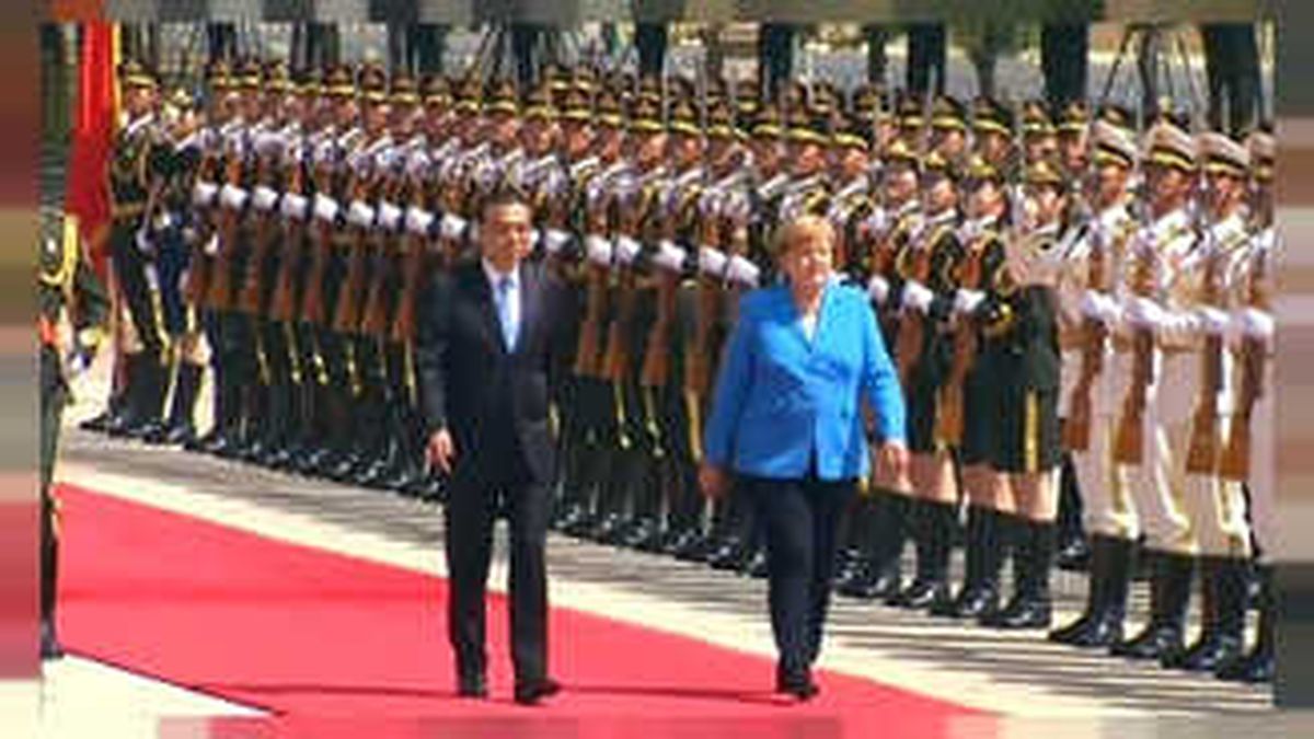 Merkel: Nükleer Anlaşma Konusunda Çin ile Birlikte Hareket Edeceğiz