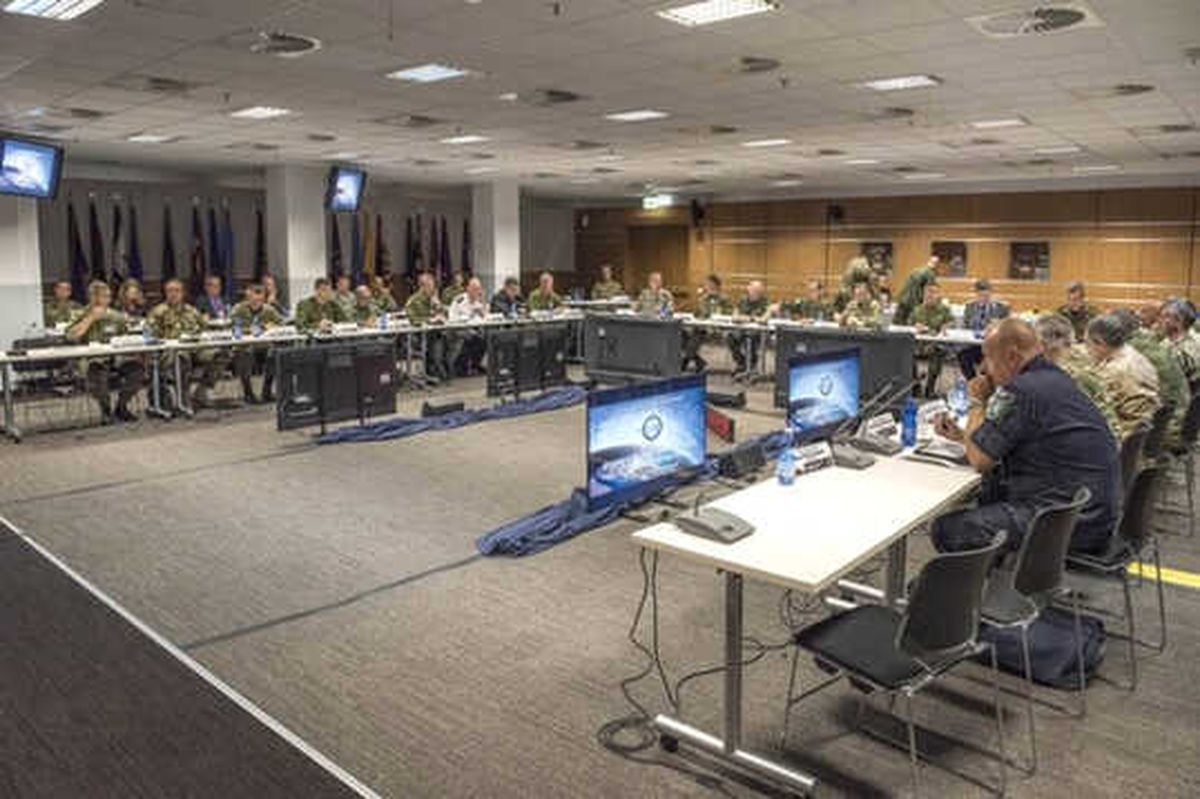 Orgeneral Akar\'dan Terörle Mücadelede İş Birliği Mesajı