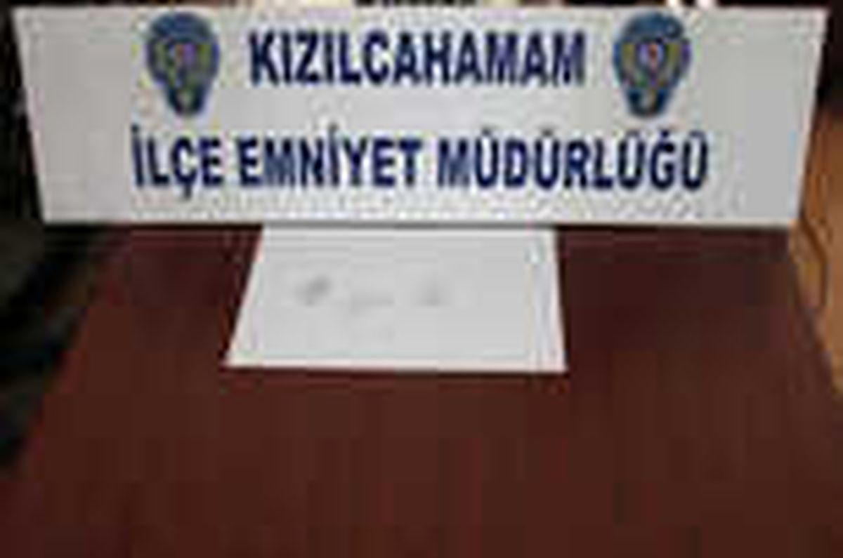 Polisin Şüphelendiği Araçtan Uyuşturucu Çıktı