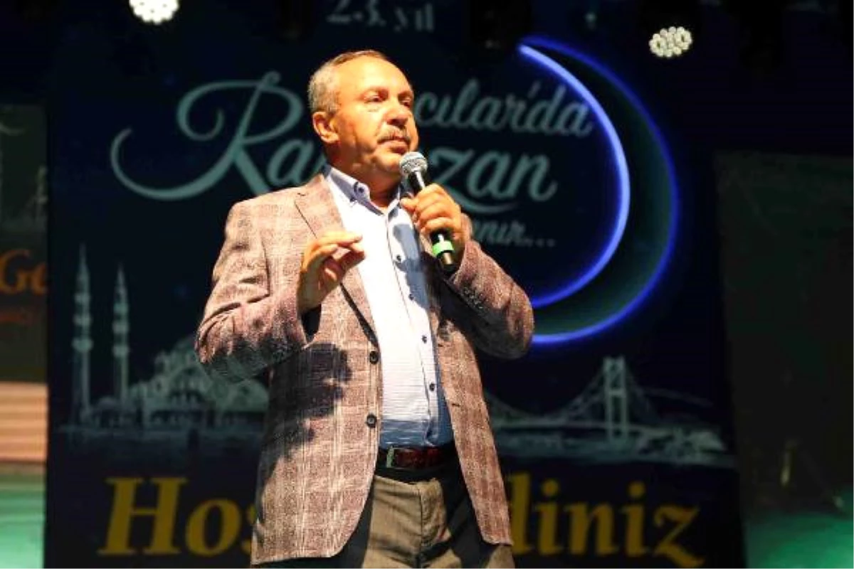 Prof. Dr. Çelik: "Batı Dünyası, Emir Altında Tutulan O Eski Türkiye\'yi Özlüyor"