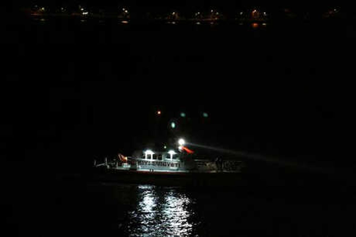 Sarıyer\'de Denize Düşen Asker Bulunamadı