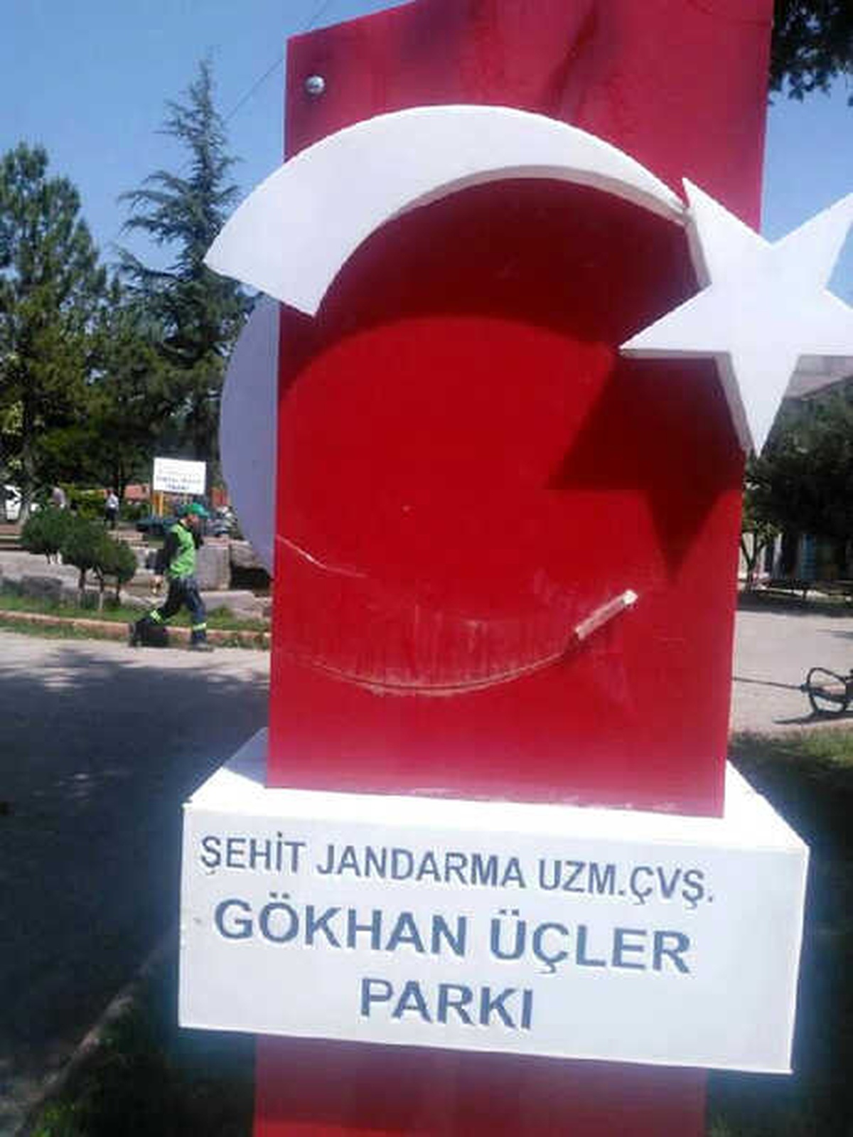 Şehidin Adını Taşıyan Tabela Tahrip Edildi
