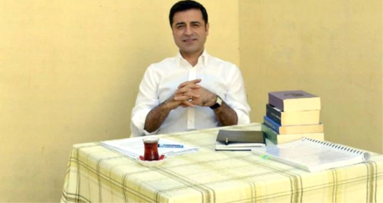 Demirtaş, HDP ve Kendisine Yer Verilmediği İçin Haber Kanallarına İsyan Etti!