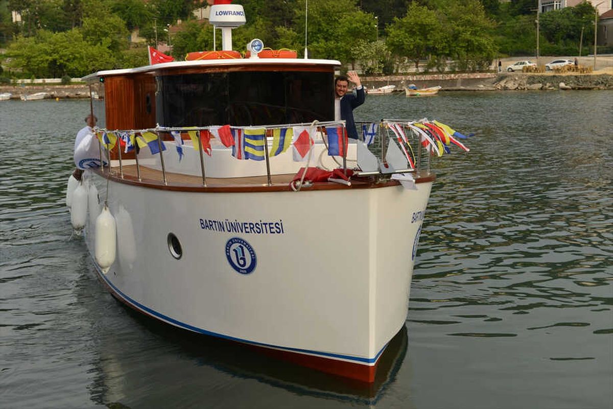 Üniversite Öğrencilerinden Tekne İmalatı