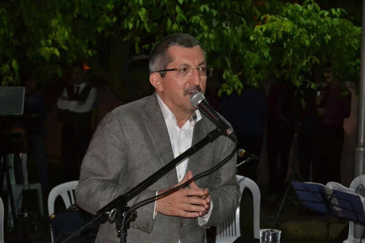Vergili. "Türkiye Çok Kritik Bir Noktadan Geçiyor"