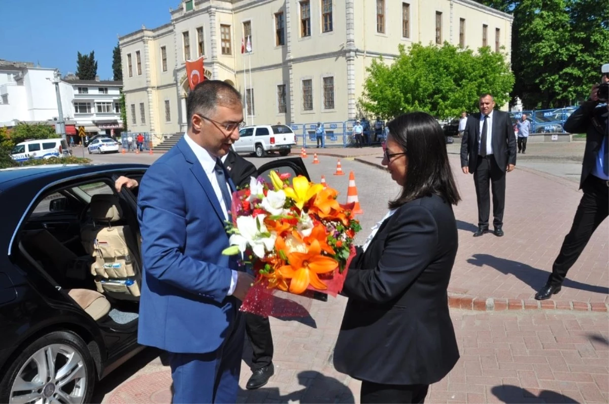 Yeni Sinop Valisi Şakalar Görevine Başladı