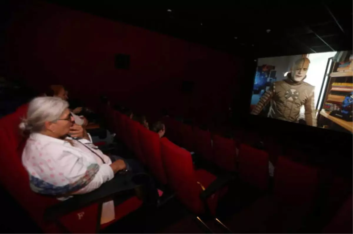 Yenimek Kursiyerleri Sinemada Buluştu